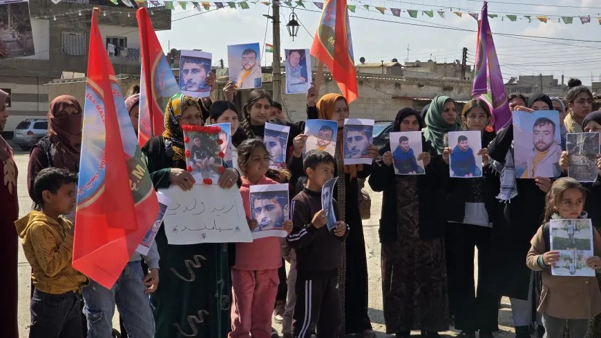 مجالس عوائل الشهداء تطالب بالإفراج الفوري عن الأسرى 