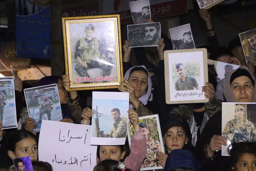 وقفة احتجاجية في كركي لكي للمطالبة بكشف مصير الأسرى والمفقودين