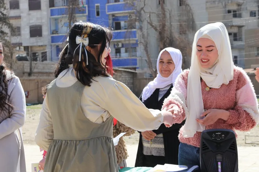 توزيع الجلاء المدرسي على طلبة الجزيرة