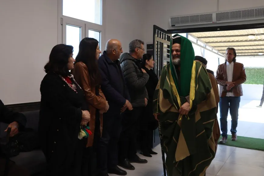 مراسم عزاء للشاعر أحمد حسيني في قامشلو