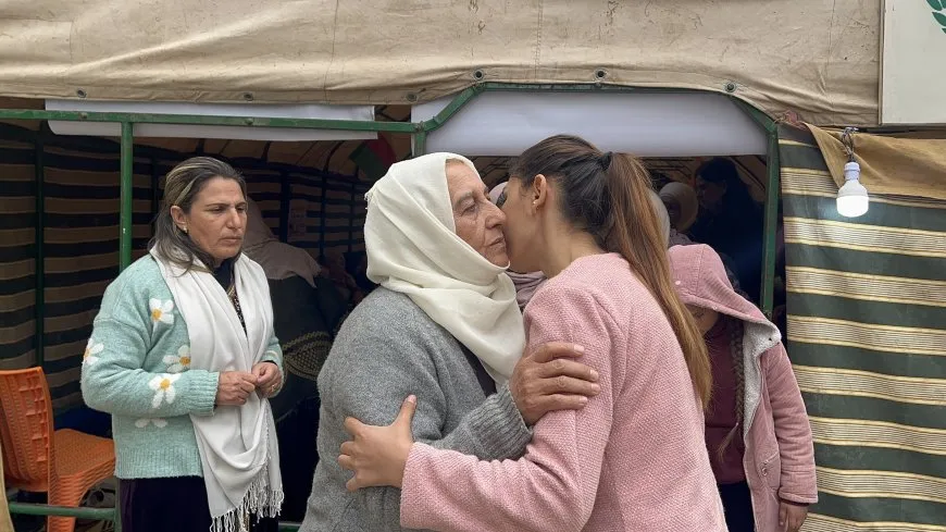 تقديم واجب العزاء لذوي الشهيد صالح مسلم في كوباني