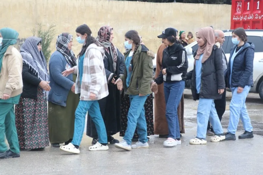 تقديم واجب العزاء لذوي عشرة شهداء في كوباني