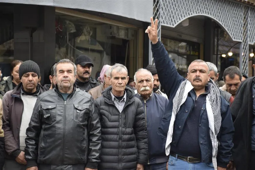 أهالي روج آفا يستذكرون شهداء حلبجة ويطالبون بالمحاسبة