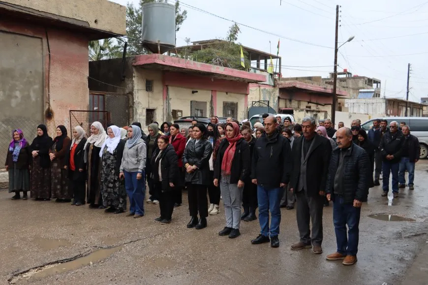 أهالي روج آفا يستذكرون شهداء حلبجة ويطالبون بالمحاسبة