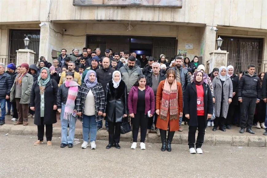 أهالي روج آفا يستذكرون شهداء حلبجة ويطالبون بالمحاسبة