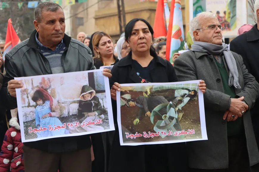 أهالي روج آفا يستذكرون شهداء حلبجة ويطالبون بالمحاسبة