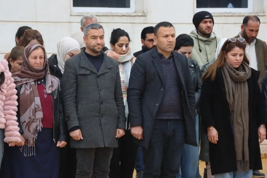أهالي روج آفا يستذكرون شهداء حلبجة ويطالبون بالمحاسبة