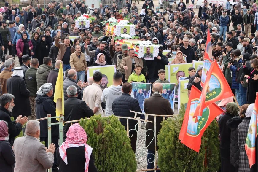 تشييع جثامين ثلاثة شهداء من قسد في ديرك 