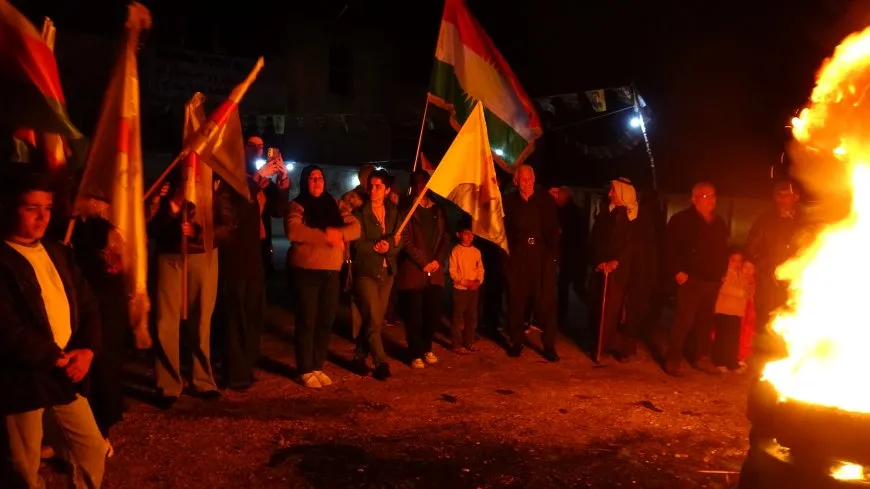 إيقاد شعلة نوروز في مدن روج آفا