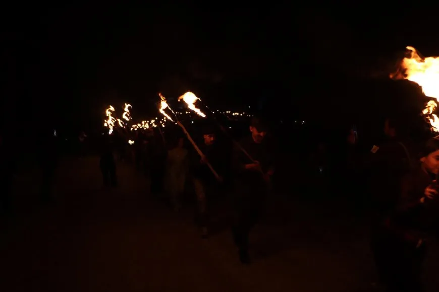 مسيرة مشاعل في جبل قرجوخ