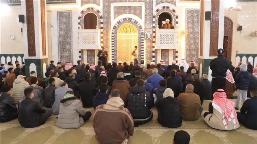 أهالي روج آفا يؤدّون صلاة عيد الفطر وسط أجواء إيمانية وبحضور واسع