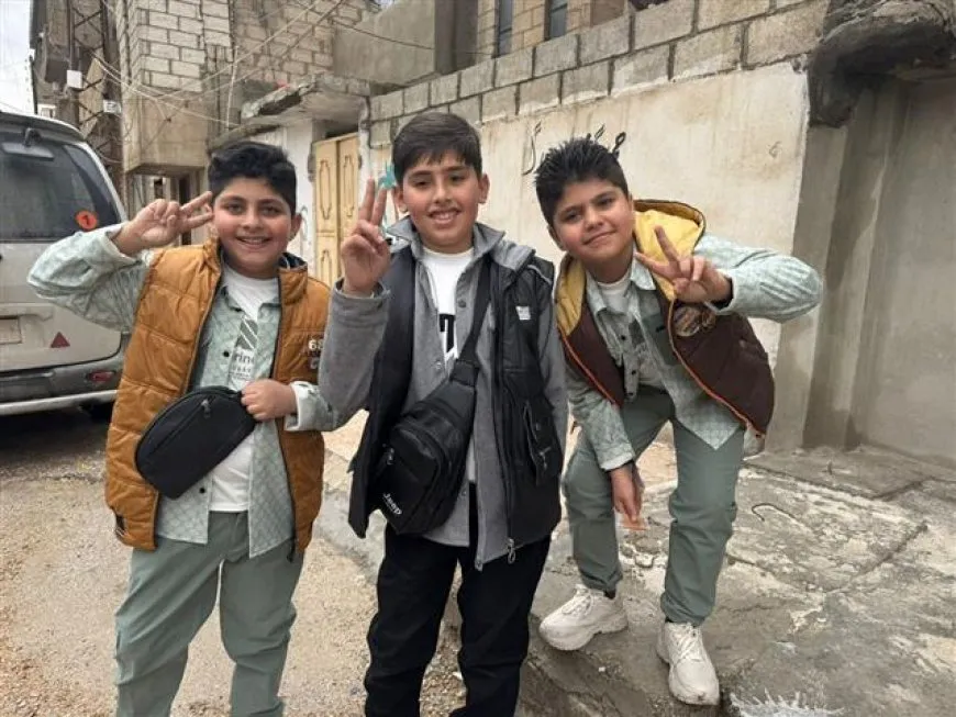 فرحة الأطفال بالعيد تملأ شوارع الجزيرة رغم زخات المطر