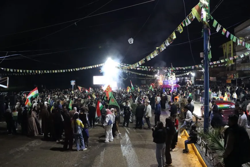 شعلة نوروز تتوهج في روج آفا عشية يوم 21 آذار
