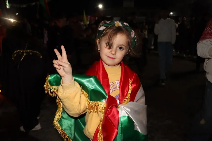 شعلة نوروز تتوهج في روج آفا عشية يوم 21 آذار
