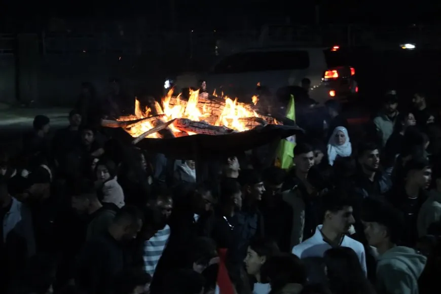شعلة نوروز تتوهج في روج آفا عشية يوم 21 آذار