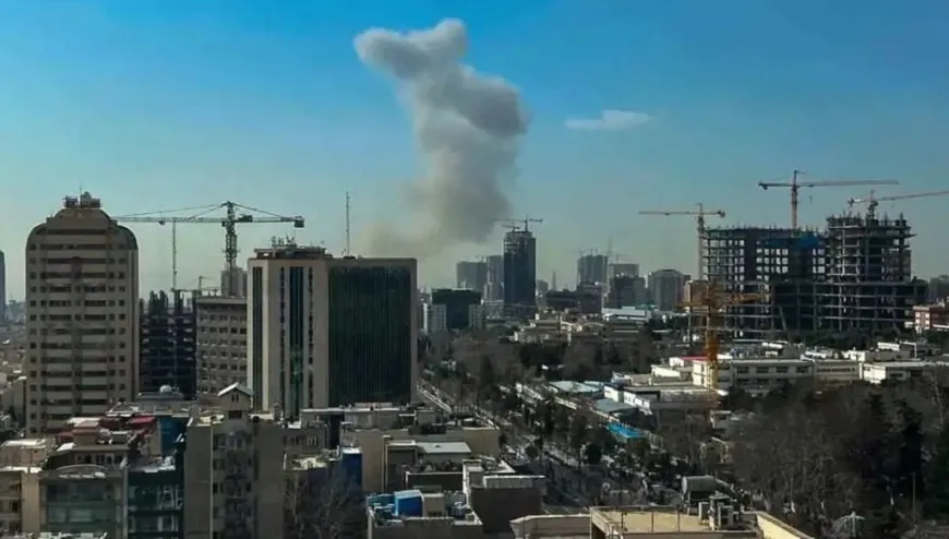هجمات إسرائيلية على طهران وتصعيد إيراني يطال الخليج وقواعد أميركية