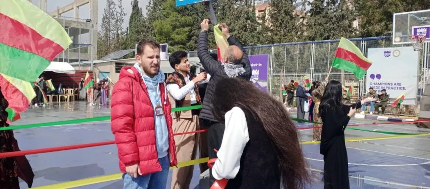نوروز دمشق.. الكرد يتوافدون إلى نادي الفيحاء في مشروع دمر