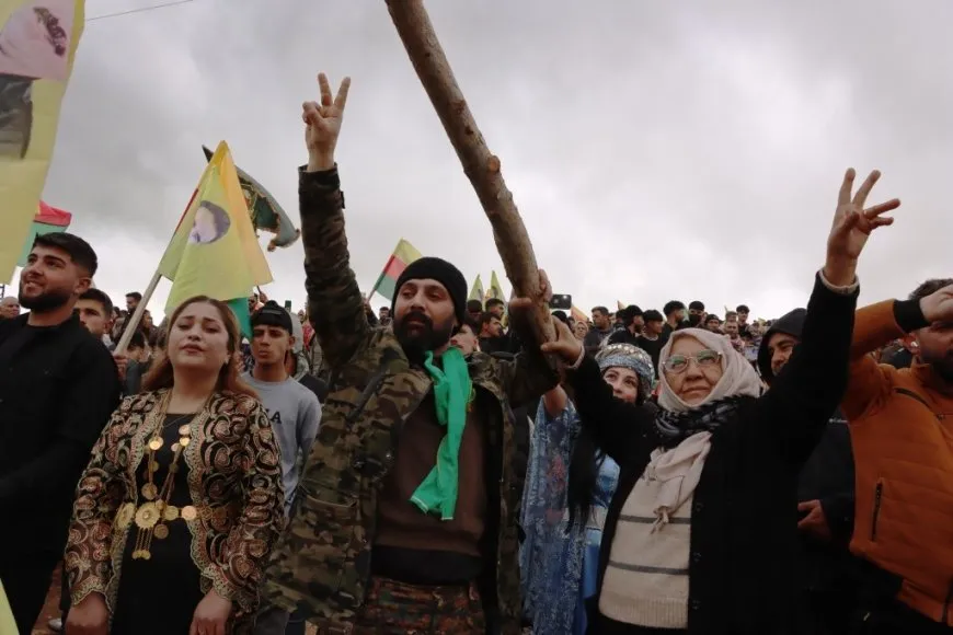 انطلاق نوروز كركي لكي وديرك وكوباني بإيقاد شعلة نوروز
