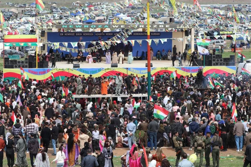 استمرار فعاليات نوروز في الحسكة والدرباسية بعروض فنية وتفاعل جماهيري واسع