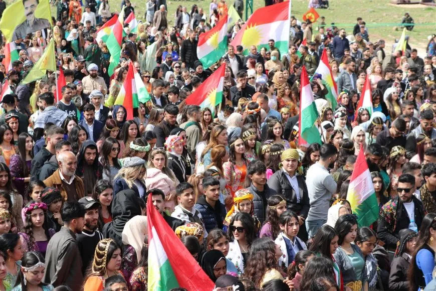 بالصور والفيديو احتفالات نوروز في مدن روج آفا