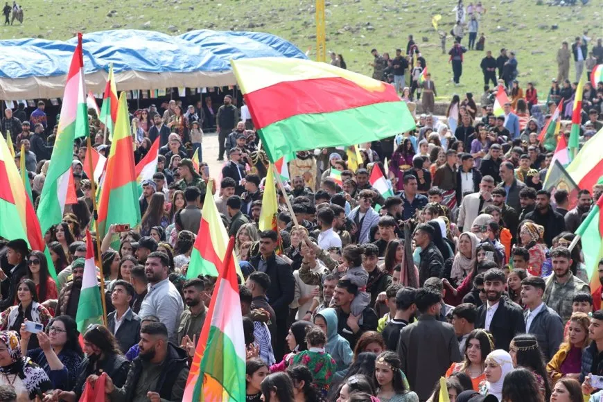 بالصور والفيديو احتفالات نوروز في مدن روج آفا