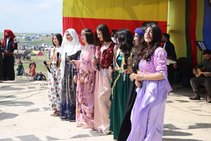 بالصور والفيديو احتفالات نوروز في مدن روج آفا