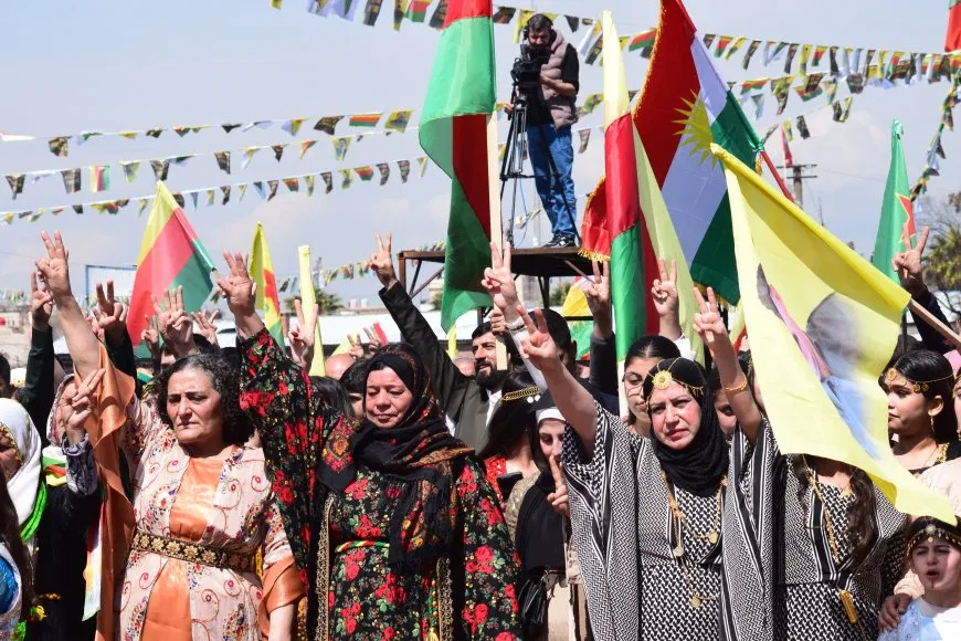بالصور والفيديو احتفالات نوروز في مدن روج آفا