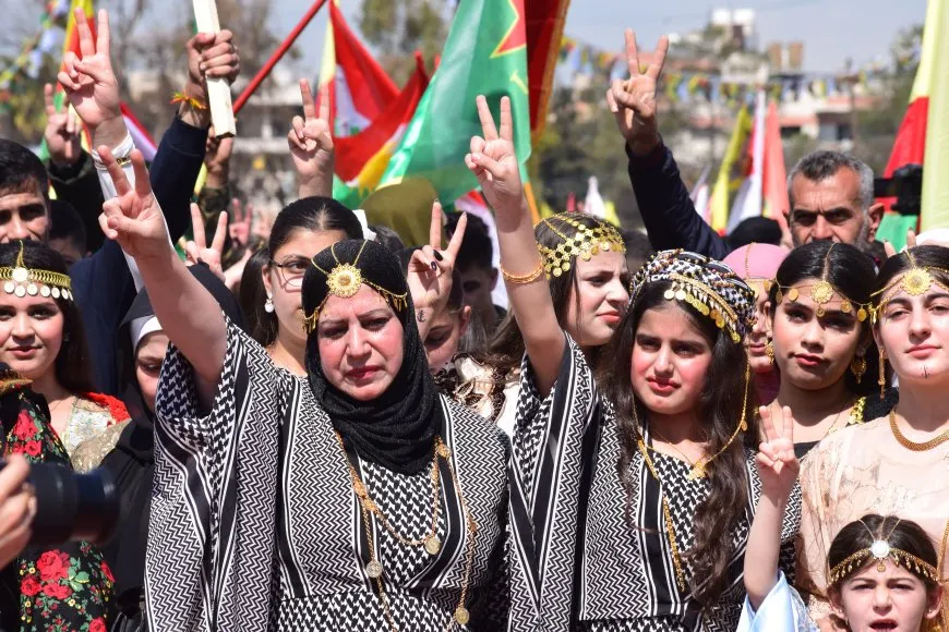بالصور والفيديو احتفالات نوروز في مدن روج آفا