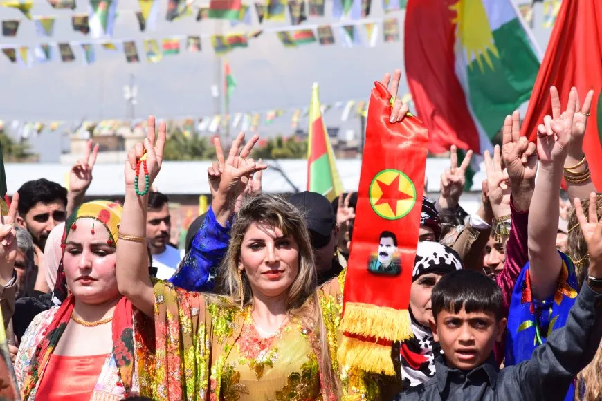 بالصور والفيديو احتفالات نوروز في مدن روج آفا