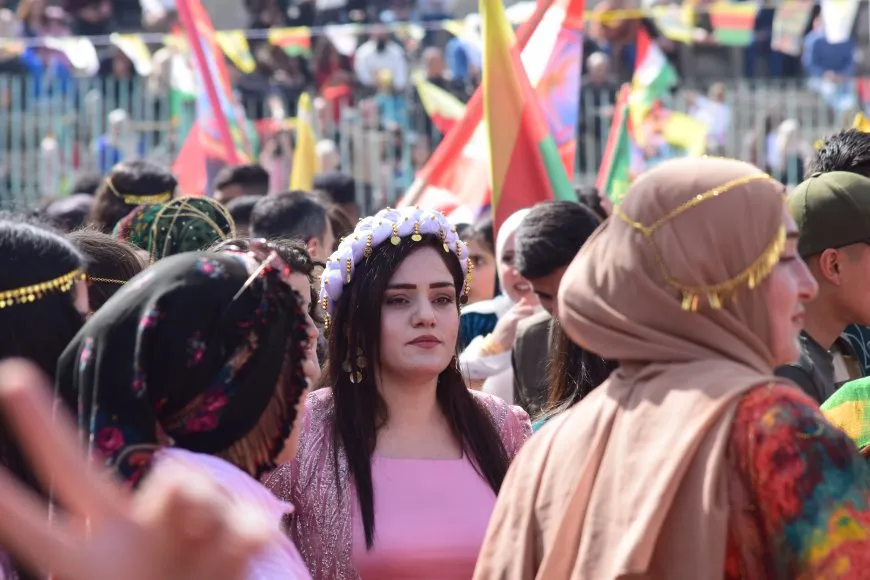 بالصور والفيديو احتفالات نوروز في مدن روج آفا
