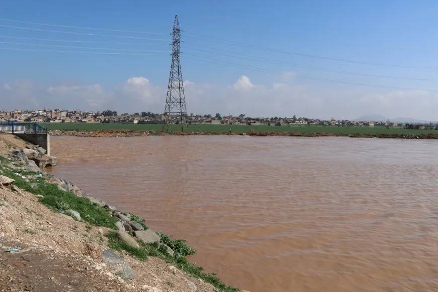 ارتفاع منسوب نهري جقجق والخابور يُجبر أكثر من 500 عائلة على المغادرة