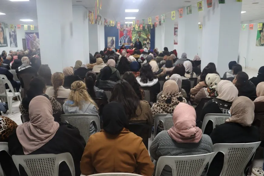 أهالي روج آفا يستذكرون شهداء أسبوع البطولة