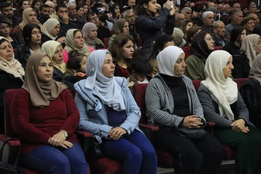 أهالي روج آفا يستذكرون شهداء أسبوع البطولة