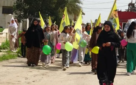 عوائل الشهداء وأبناؤهم في جل آغا وديرك يحتفلون بميلاد القائد عبد الله أوجلان