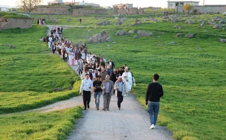 إشعال "چرا" وتوزيع البيض الملون عشية رأس السنة الإيزيدية