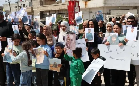 تباطؤ في عملية تبادل الأسرى وسط غياب التوضيحات واحتجاجات متواصلة