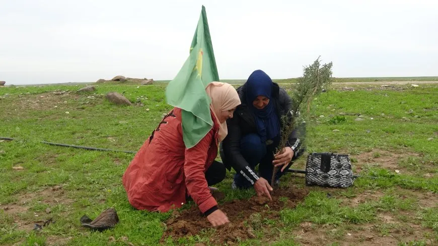 في ذكرى ميلاد القائد.. فعاليات متنوعة تؤكد التمسك بفكره وتطالب بحريته الجسدية