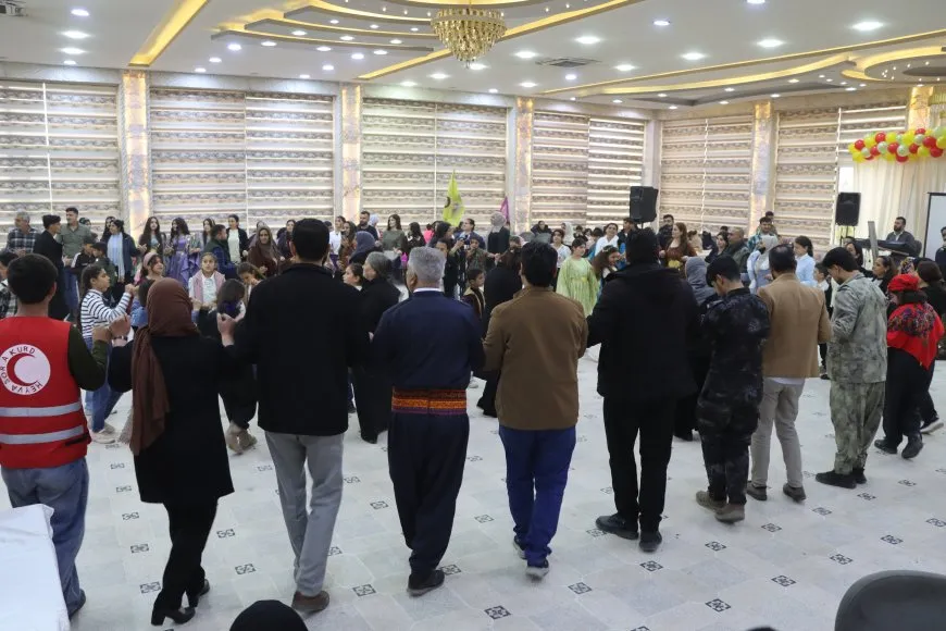 احتفاليتان لأطفال الشهداء في كوباني وقامشلو بمناسبة 4 نيسان