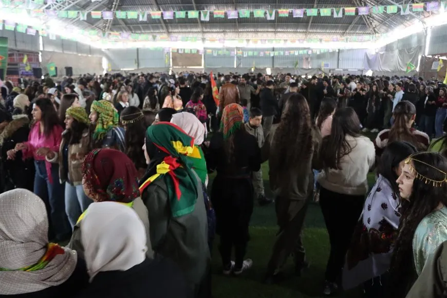 "ميلاد القائد يوم بدء النضال من أجل الحرية وحل القضية الكردية"