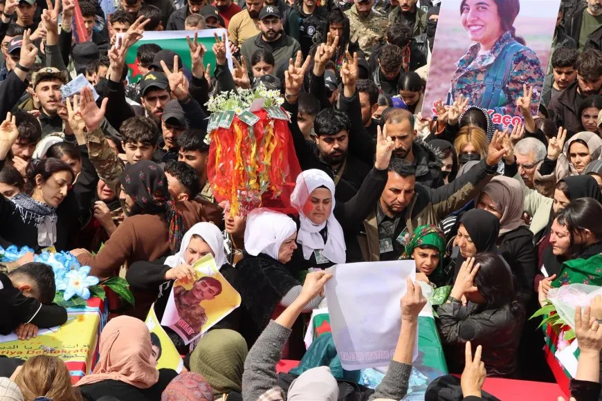 ‏تشييع جثامين 3 شهداء إلى مثواهم الأخير في مزار الشهيد خبات