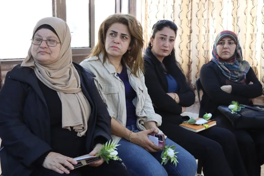 "حكايا الورود".. ندوة تسلط الضوء على قصص نساء تحدّين الظروف