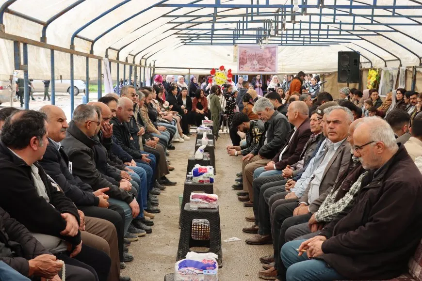 وفود شعبية وثقافية تقدم واجب العزاء برحيل الفنان علي منصور آكري