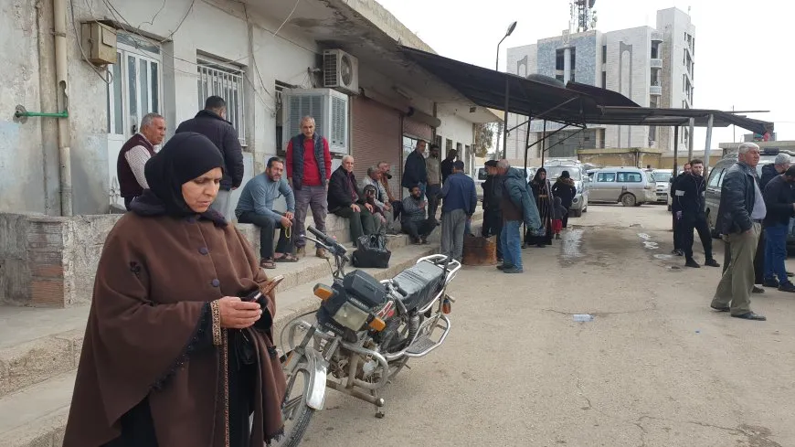 مطالبين برفع التسعيرة.. إضراب لسائقي سرافيس خط قامشلو– ديرك
