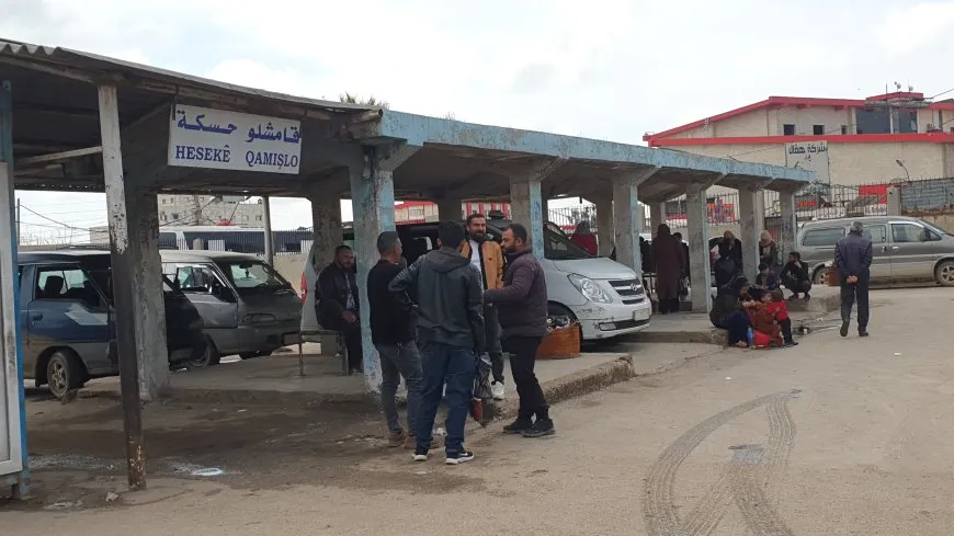 مطالبين برفع التسعيرة.. إضراب لسائقي سرافيس خط قامشلو– ديرك