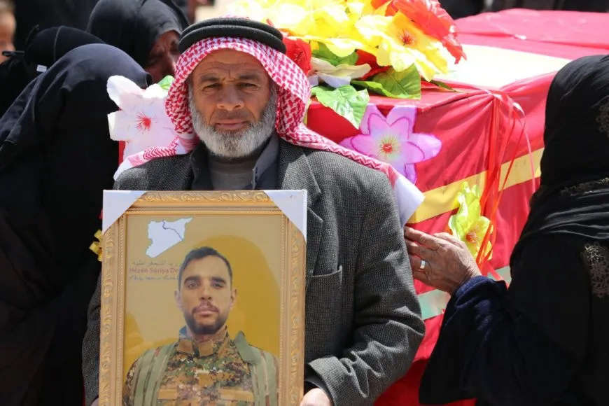 تشييع جثمان شهيد ومراسم غيابية لستة شهداء آخرين في الحسكة