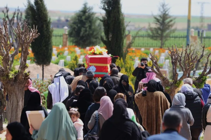 تشييع جثمان شهيد ومراسم غيابية لستة شهداء آخرين في الحسكة