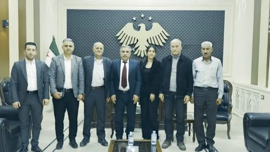 محافظ الحسكة يجتمع مع لجنة مهجّري سري كانيه لبحث آليات العودة
