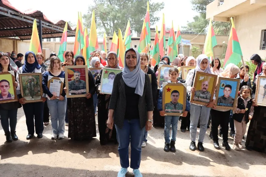 إدانة شعبية في قامشلو وتربه سبيه لرفع السلاح على العلم الكردي