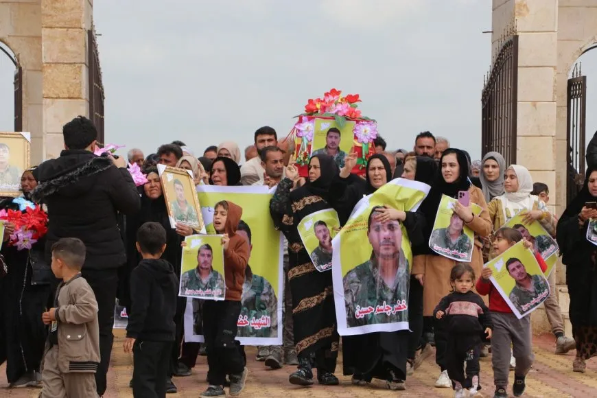 تشييع جثمان شهيد ومراسم غيابية لآخر في الحسكة