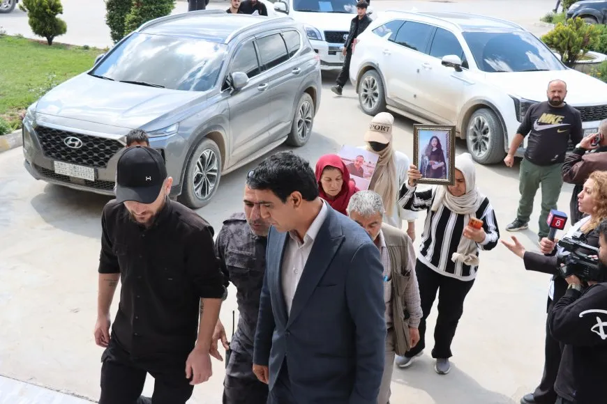 احتجاج لعوائل الأسرى ولقاء مع الهيئة السياسية في الحسكة